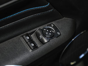 20185.0L V8 GT {܇ƅ^(q)	