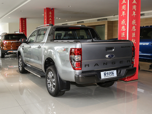 2018款Wildtrak 左后45度