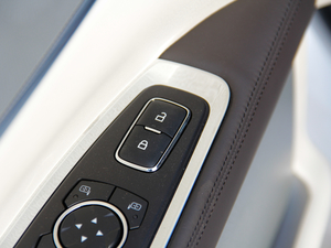 20183.0T (q)y(tng) п؅^(q)