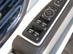 20183.0T 򌿂y п؅^