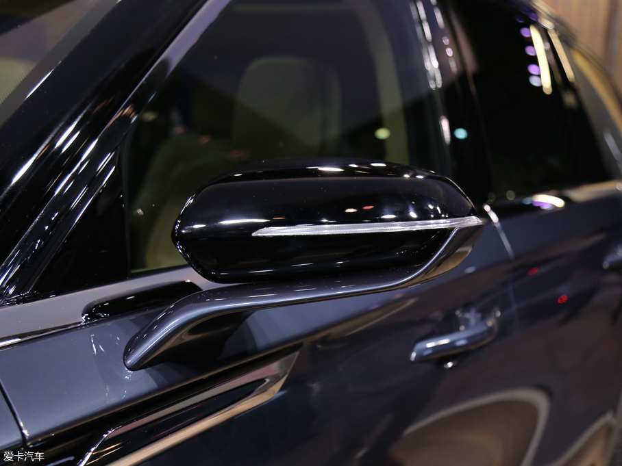 2020wм(M)  3.0T V6 ȫŰ