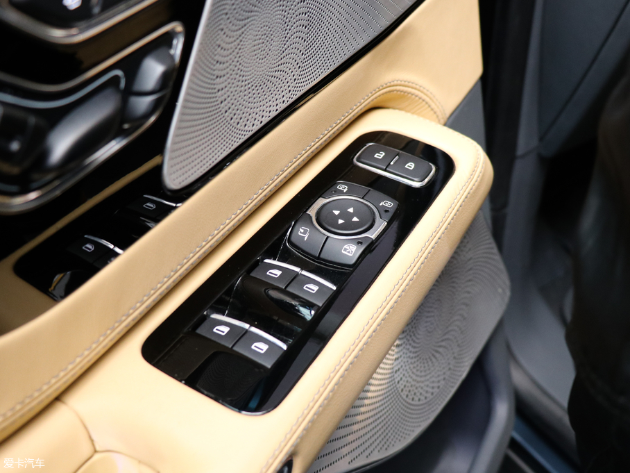 2020wм(M)  3.0T V6 ȫŰ