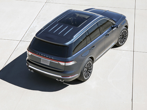 2020 3.0T V6 ȫŰ w^