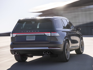 2020 3.0T V6 ȫŰ w^