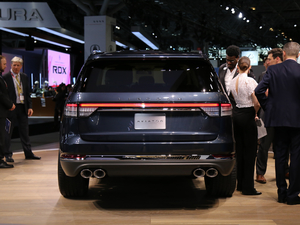 2020 3.0T V6 ȫŰ w^