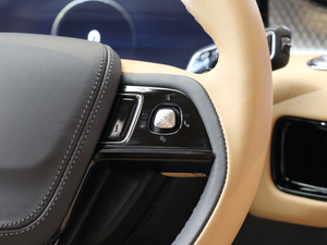 2020 3.0T V6 ȫŰ п؅^