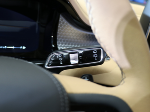 2020 3.0T V6 ȫŰ п؅^