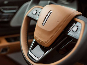 2020 3.0T V6 ȫŰ п؅^