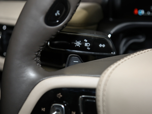 20203.0T V6 ȫ п؅^