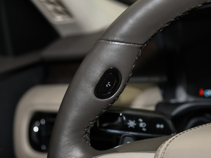 20203.0T V6 ȫ п؅^