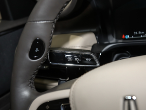 20203.0T V6 ȫ п؅^