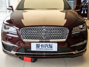 2018款2.0T 尊雅版 中网