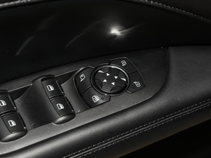 20182.0T 𐂰 п؅^(q)