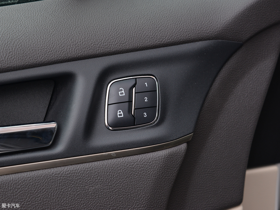 2018ֿMKC 2.0T ǰ(q)Ű