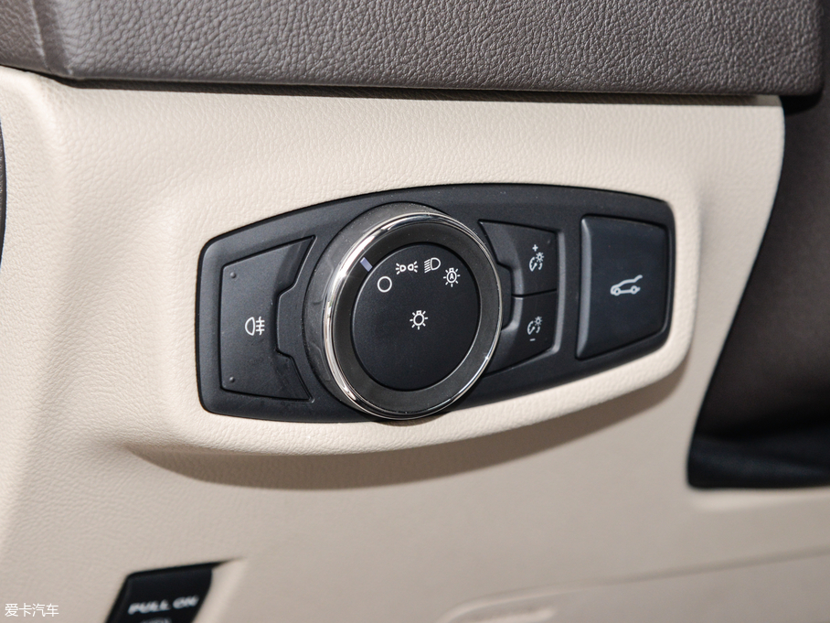 2018ֿMKC 2.0T ǰ(q)Ű