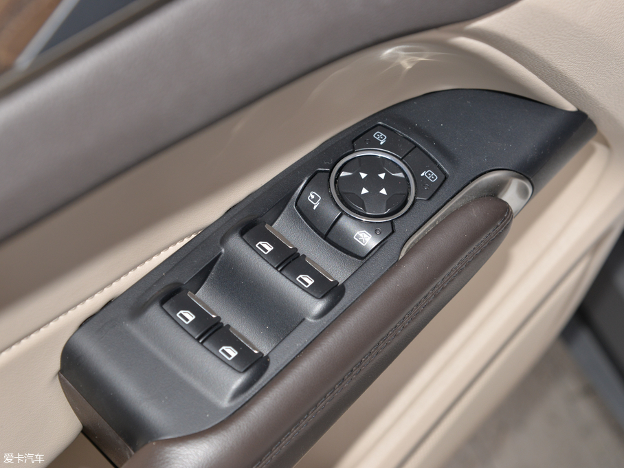 2018ֿMKC 2.0T ǰ(q)Ű