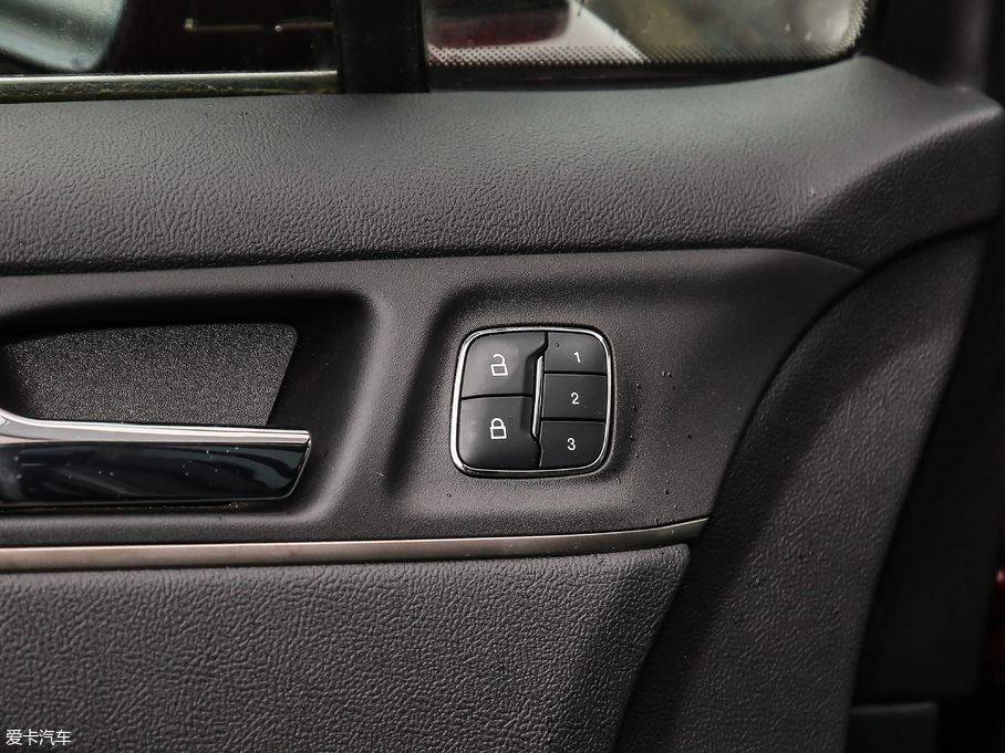 2018ֿMKC 2.0T ȫ(q)ҫ