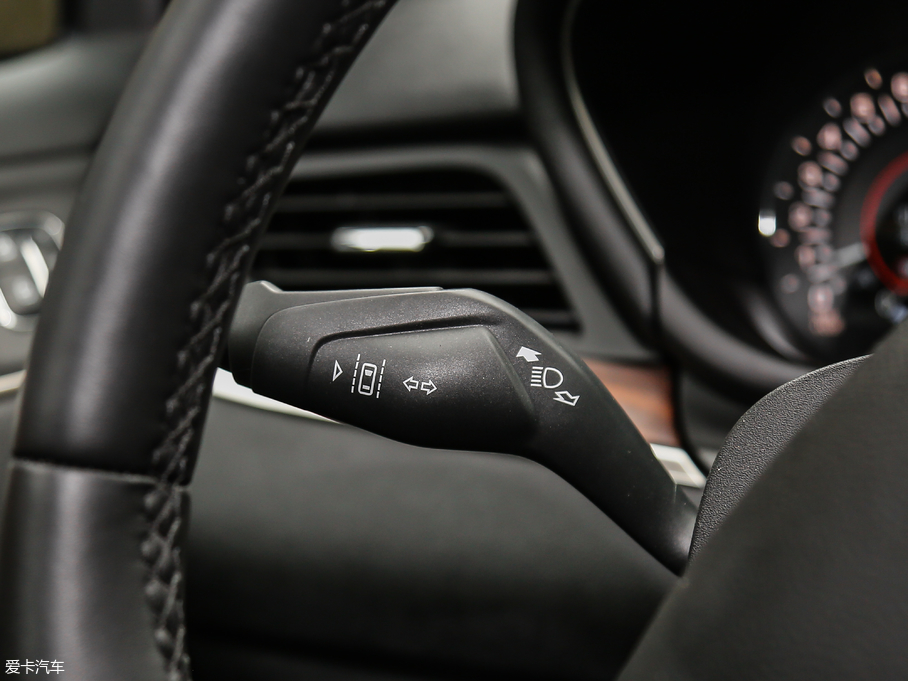 2018ֿMKC 2.0T ȫ(q)ҫ