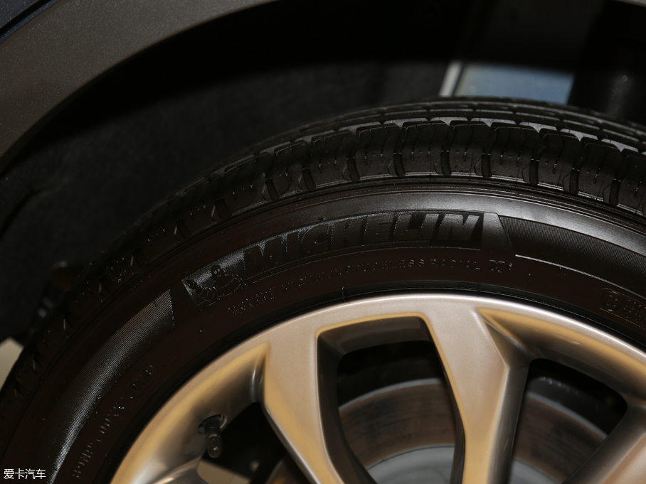 2018ֿMKC 2.0T ǰ(q)Ű