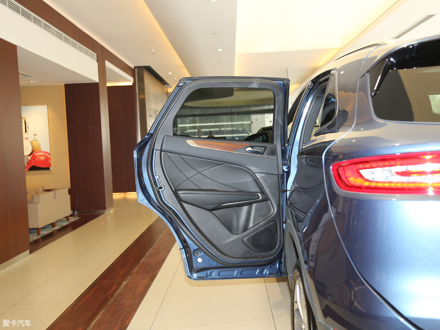 2018ֿMKC 2.0T ǰ(q)Ű