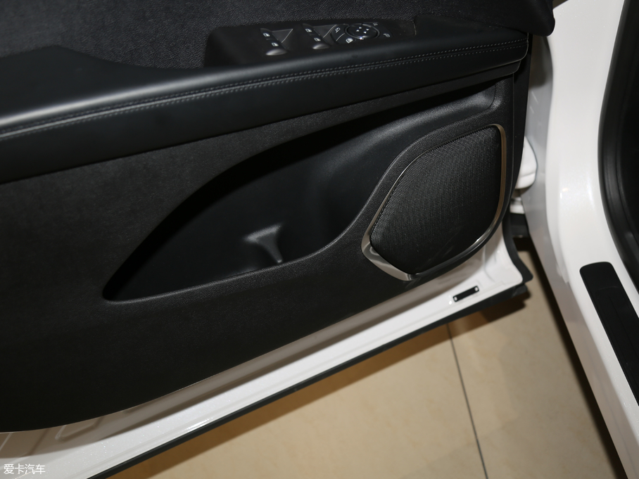 2018ֿMKX 2.7T 򌿂y