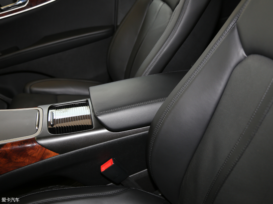 2018ֿMKX 2.7T 򌿂y