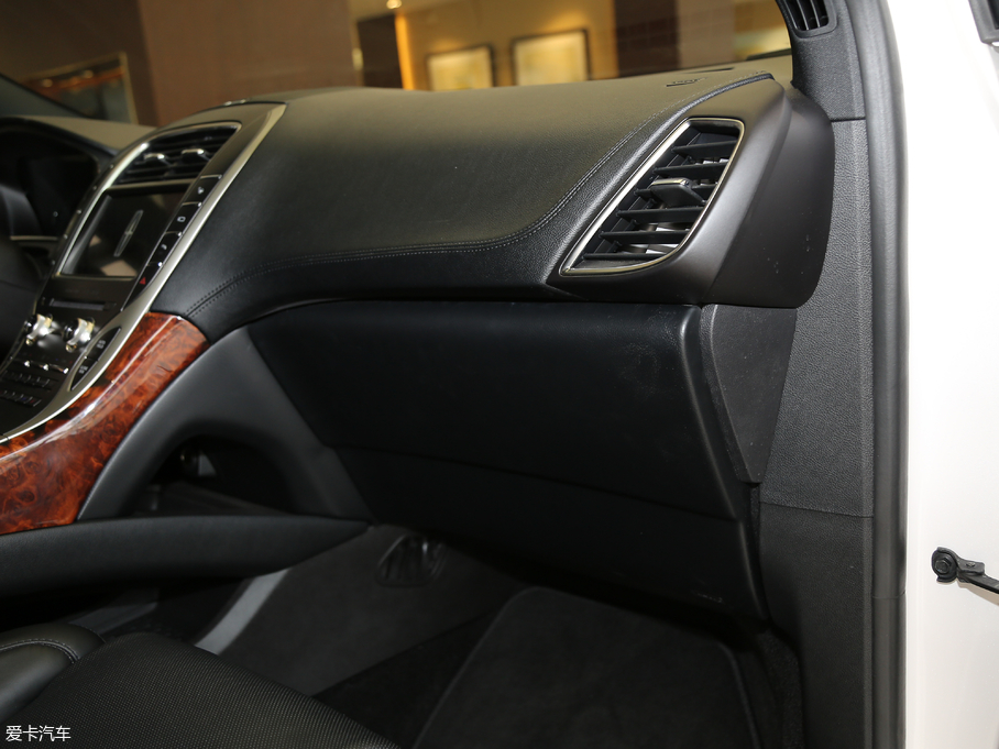 2018ֿMKX 2.7T 򌿂y