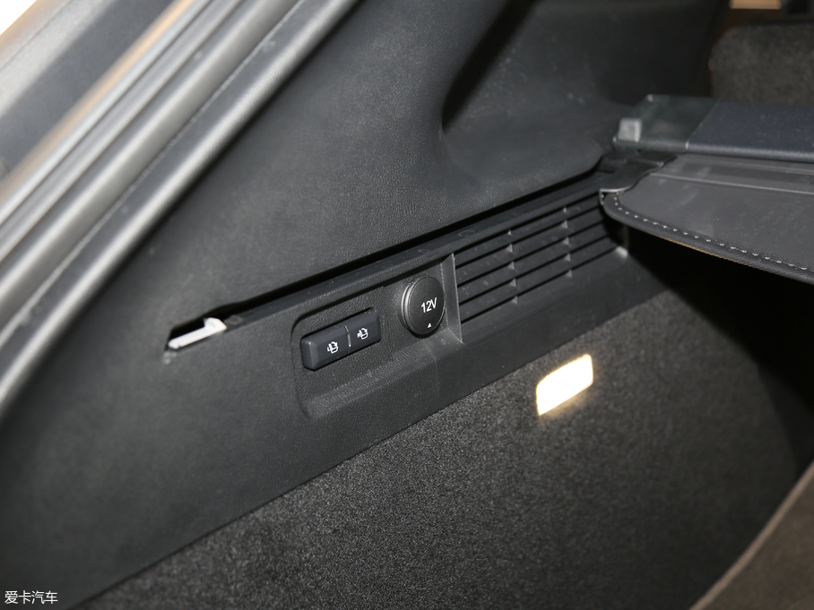 2018ֿMKX 2.7T 򌿂y