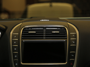 20182.0T (q)Ű {(dio)L(fng)