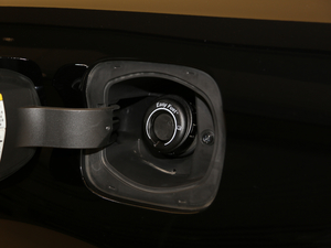 20182.0T (q)Ű (x)(ji)^