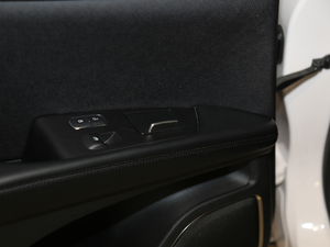 20182.7T (q)y(tng) п؅^(q)