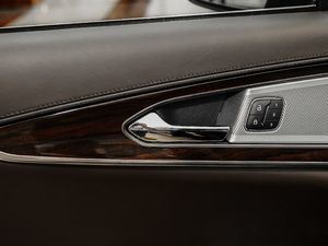 20182.7T 򌿂y(tng) g