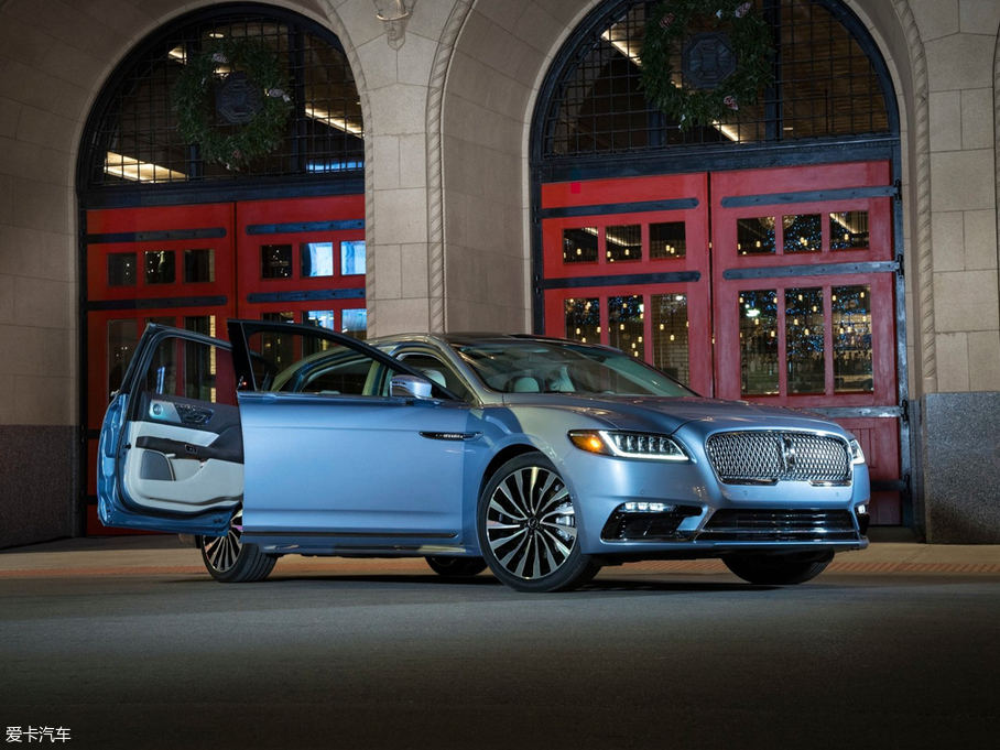 2019ֿϴ 80th Anniversary Coach Door Edition