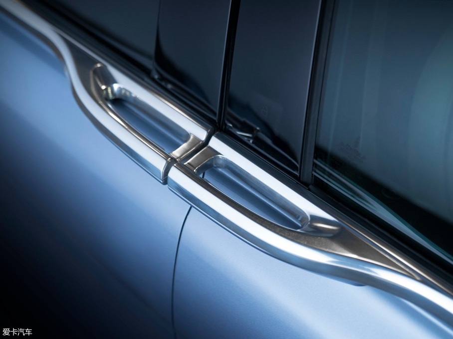 2019ֿϴ 80th Anniversary Coach Door Edition