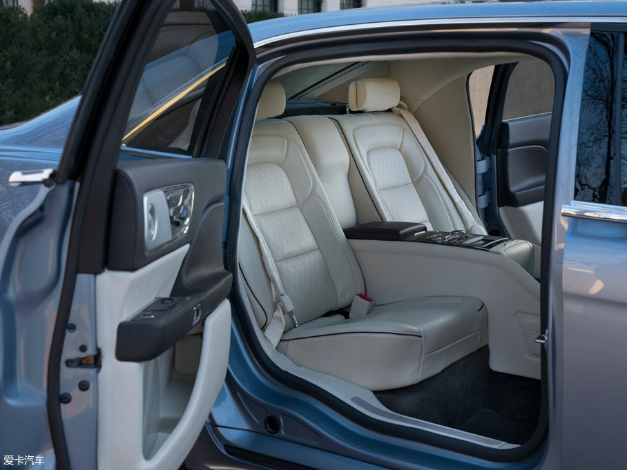 2019ֿϴ 80th Anniversary Coach Door Edition