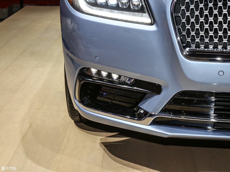 2019ֿϴ 80th Anniversary Coach Door Edition