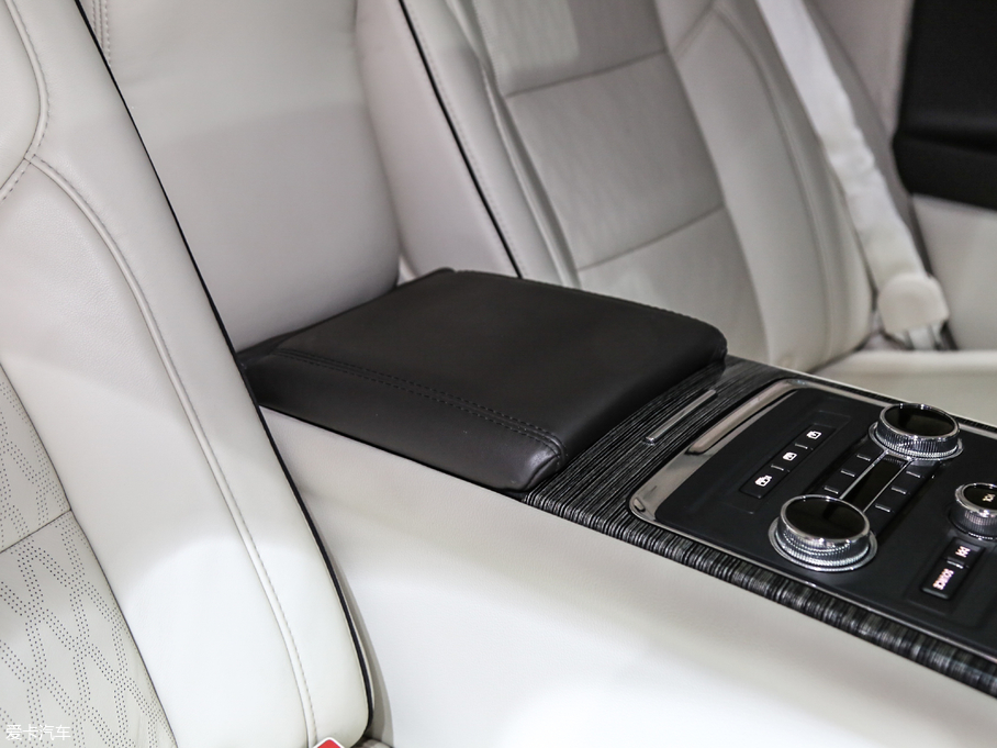 2019ֿϴ 80th Anniversary Coach Door Edition