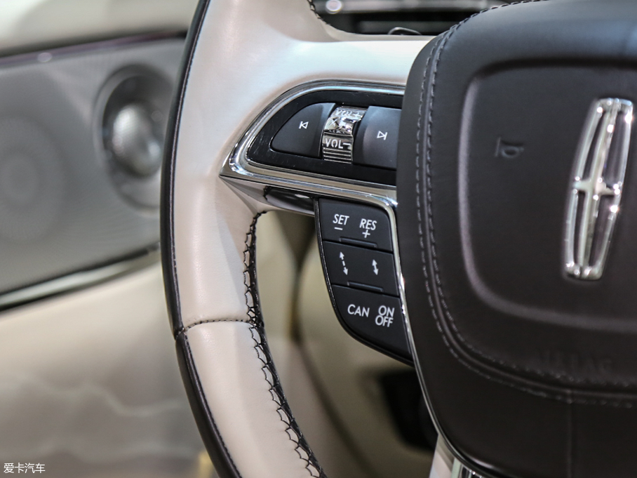 2019ֿϴ 80th Anniversary Coach Door Edition