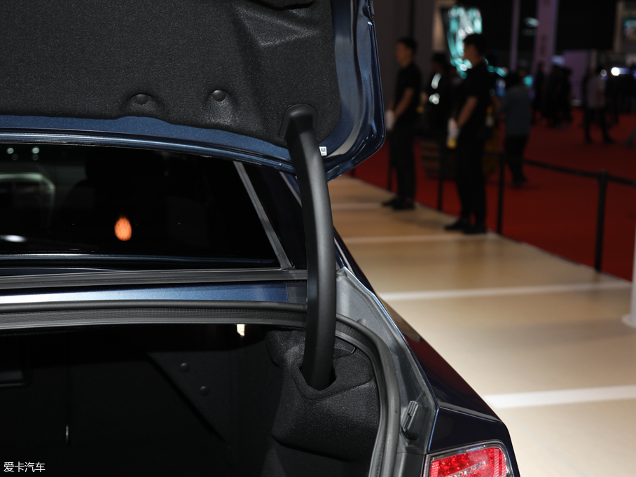 2019ֿMKZ 2.0T ҫ (gu)VI