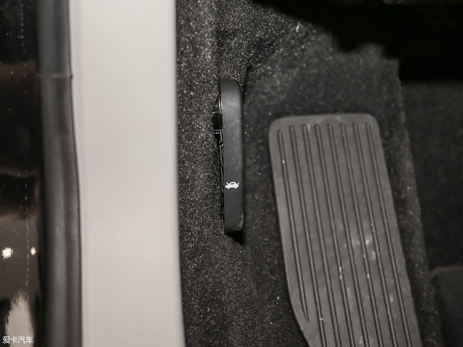 2019ֿMKZ 2.0T Ű VI