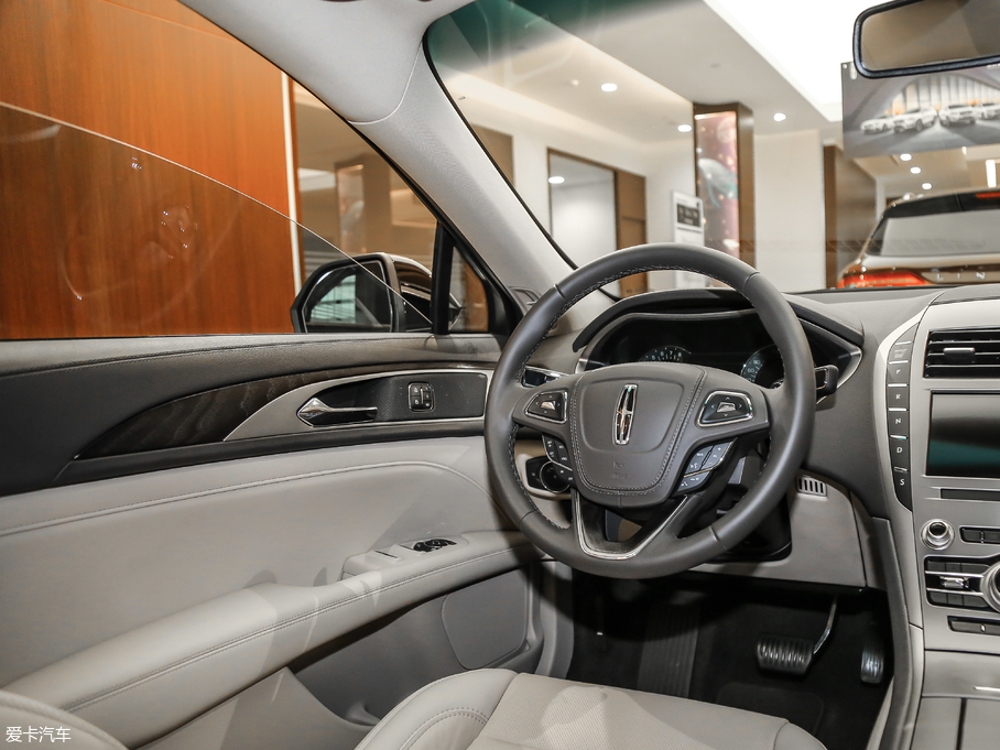 2019ֿMKZ 2.0T Ű VI