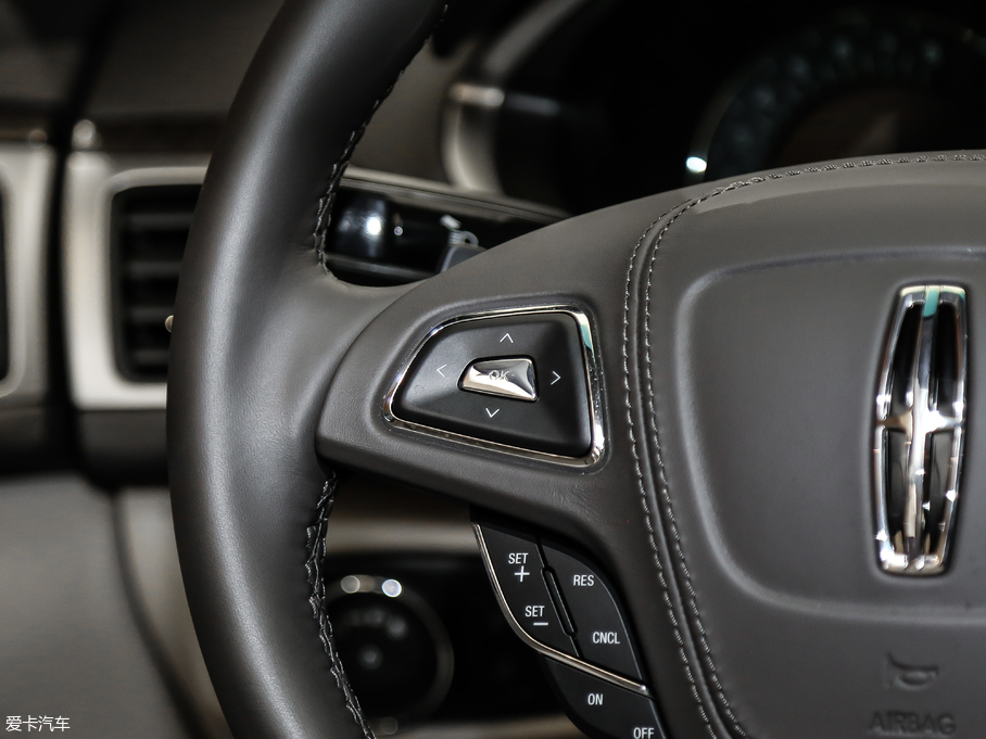 2019ֿMKZ 2.0T Ű VI