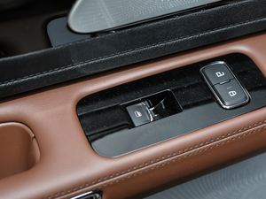 20203.0T V6 ȫܲʽӰ g