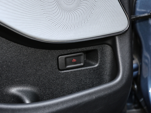 20203.0T V6 ȫ(q)ܲʽӰ g