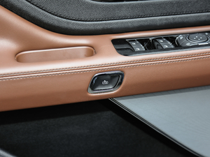 20203.0T V6 ȫ(q)ܲʽӰ g