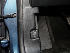 20203.0T V6 ȫ(q)ܲʽӰ g