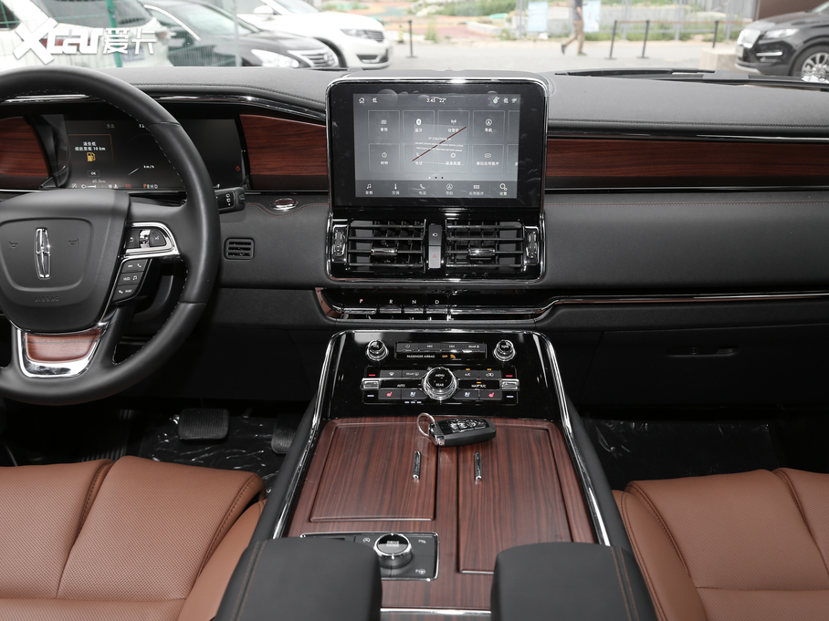 2020I(lng)T 3.5T MONOҫ MONO WHITE