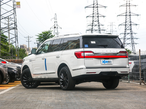 2020款3.5T MONO限量尊耀版 MONO WHITE 左后45度
