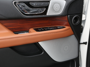 20203.5T MONOҫ MONO WHITE g