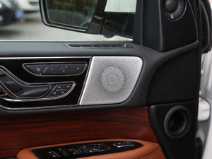 20203.5T MONOҫ MONO WHITE g